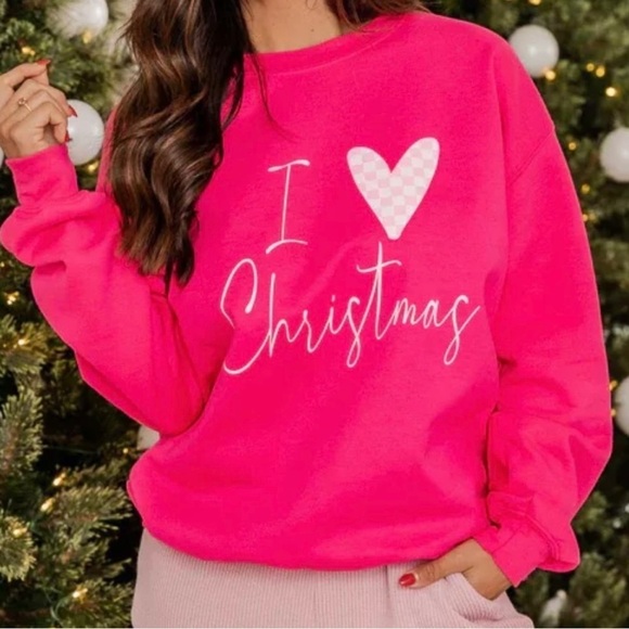 ⭐️ SLASH SUMMER SALE! ⭐️ NWT Pink Lily I Heart Christmas Fleece Sweatshirt, Sz M - Picture 1 of 3